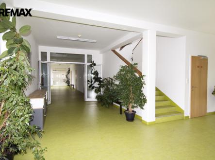 img-4475u.jpg | Pronájem - kanceláře, 24 m²