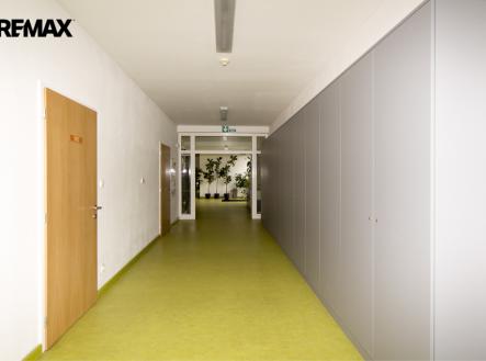 img-4468u.jpg | Pronájem - kanceláře, 24 m²