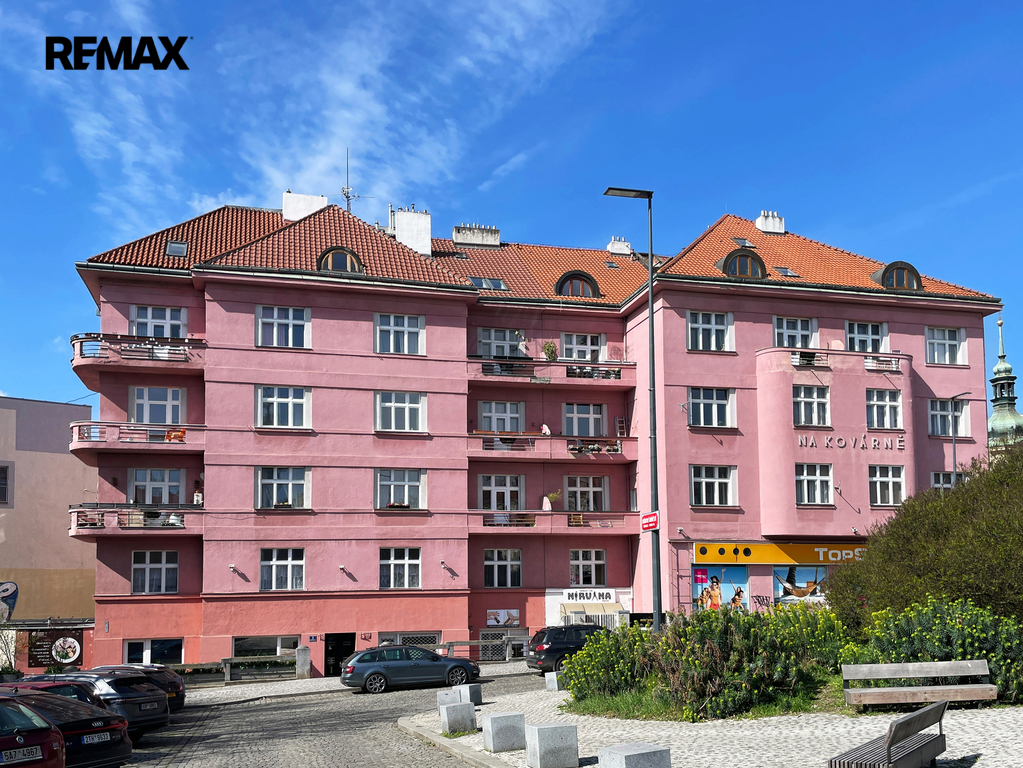 Dům - Vršovické náměstí