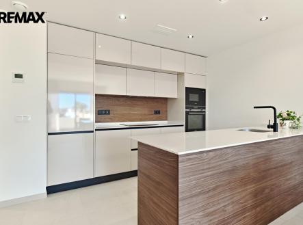 dscf1625.jpg | Prodej bytu, 3+kk, 195 m²