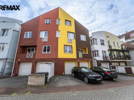 mh7-2446.jpg | Prodej - dům/vila, 330 m²