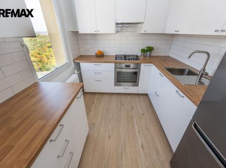 mh7-4680.jpg | Pronájem bytu, 3+1, 79 m²
