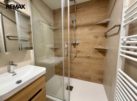 Koupelna | Pronájem bytu, 3+kk, 74 m²