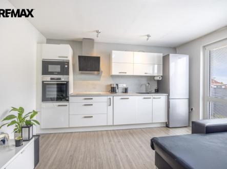 1-1b2a5668-hdr-edit.jpg | Prodej - dům/vila, 215 m²