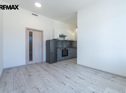 mh7-4854.jpg | Pronájem bytu, 1+kk, 49 m²