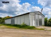 Pronájem - obchodní prostor, 330 m²