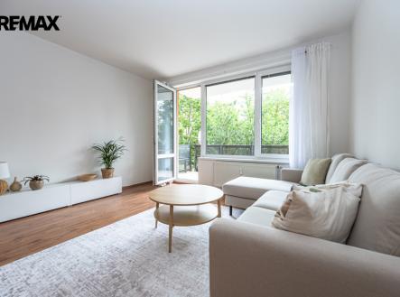 mh7-7125.jpg | Prodej bytu, 2+kk, 57 m²