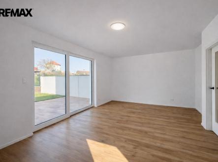 obyvaci-pokoj-se-stropnim-svetlem.jpeg | Pronájem bytu, 5+kk, 345 m²