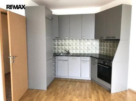 kuchyňský kout s myčkou | Pronájem bytu, 2+kk, 68 m²