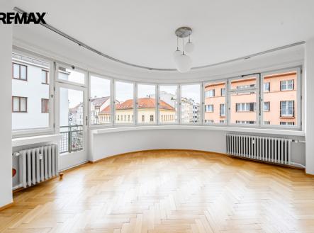 obývací pokoj s originálním půdorysem20 m2 | Pronájem bytu, 3+1, 121 m²