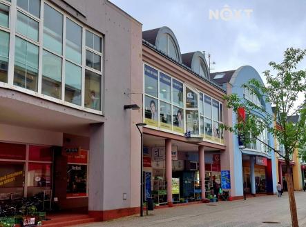 Pronájem - komerční objekt, obchodní centrum, 330 m²