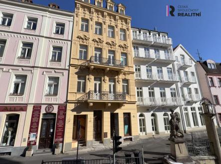 Pronájem - nájemní dům, 670 m²