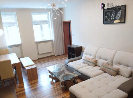 Pronájem bytu, 3+1, 99 m²