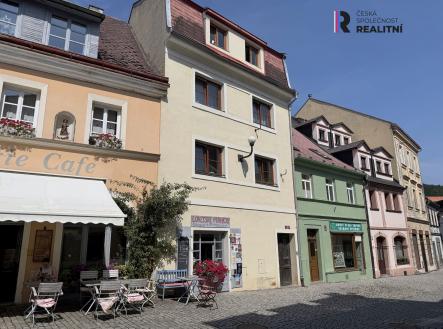 Prodej - dům/vila, 369 m²