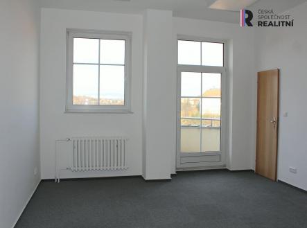 Pronájem - kanceláře, 42 m²