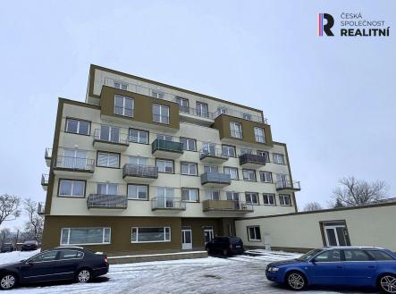 Pronájem bytu, 1+kk, 38 m² obrázek