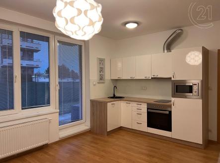 . | Pronájem bytu, 2+kk, 44 m²