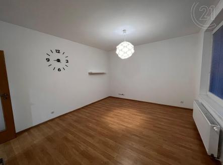 . | Pronájem bytu, 2+kk, 44 m²