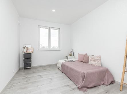 . | Prodej bytu, 3+kk, 80 m²