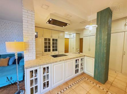 . | Prodej bytu, 3+kk, 94 m²