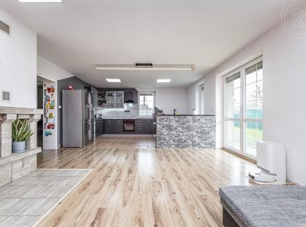 . | Prodej - dům/vila, 200 m²
