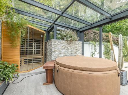 . | Prodej - dům/vila, 452 m²