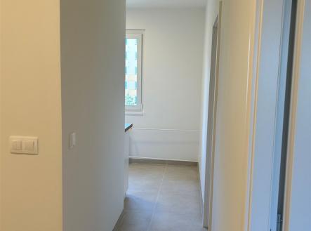 Chodba | Pronájem bytu, 2+1, 51 m²