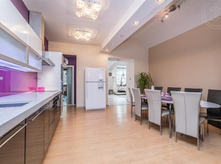 Kuchyňský prostor pohled č.2 | Prodej bytu, 3+1, 114 m²