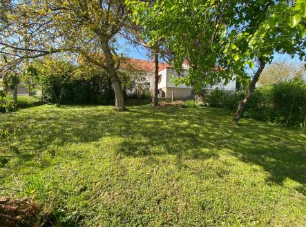 . | Prodej - pozemek pro bydlení, 382 m²