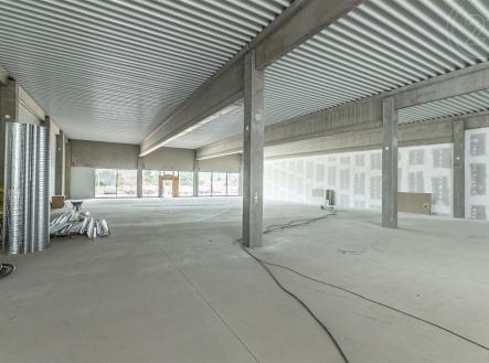 . | Pronájem - obchodní prostor, 253 m²