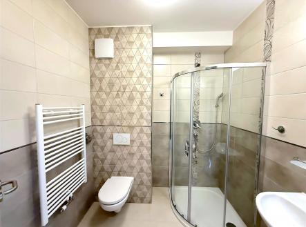 Koupelna | Pronájem bytu, garsoniéra, 28 m²