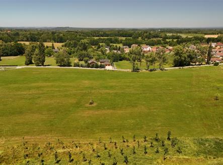 . | Prodej - pozemek pro bydlení, 8 861 m²