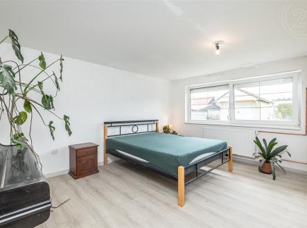 . | Prodej - dům/vila, 214 m²