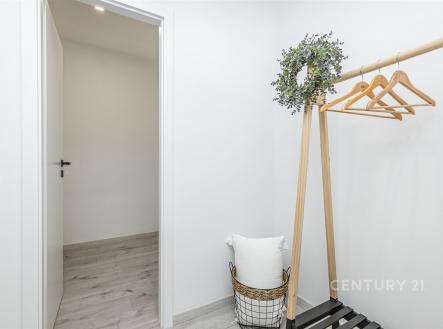 . | Prodej bytu, 3+kk, 80 m²