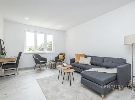 . | Prodej bytu, 3+kk, 80 m²