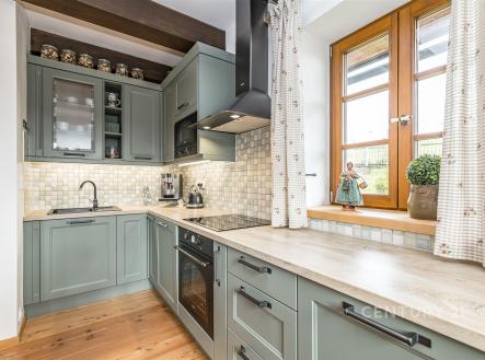 . | Prodej - dům/vila, 293 m²