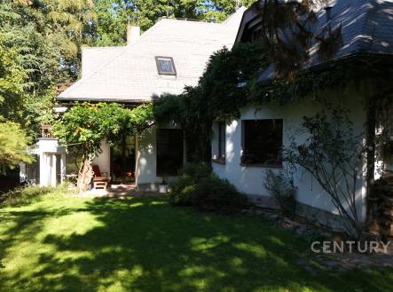 . | Prodej - dům/vila, 367 m²