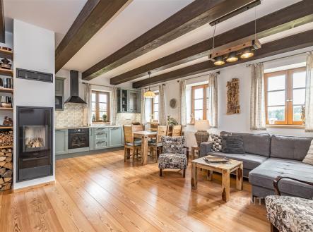 . | Prodej - chata/rekreační objekt, 293 m²
