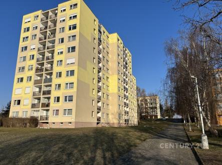 pohled na dům | Pronájem bytu, 3+kk, 70 m²