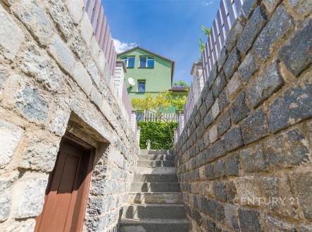 . | Prodej - dům/vila, 315 m²