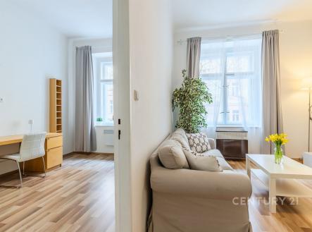 . | Pronájem bytu, 3+kk, 62 m²