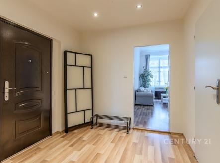 . | Pronájem bytu, 3+kk, 62 m²