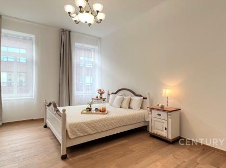 . | Pronájem bytu, 2+1, 45 m²