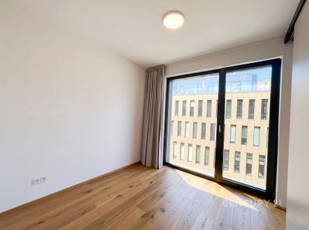 . | Pronájem bytu, 2+kk, 46 m²