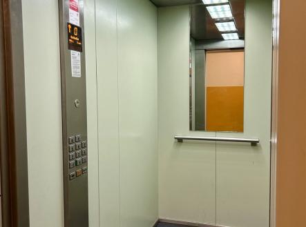 prostorný výtah | Pronájem bytu, 3+kk, 65 m²