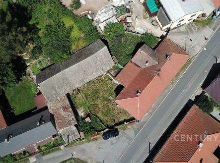 . | Prodej - zemědělský objekt, 1 180 m²