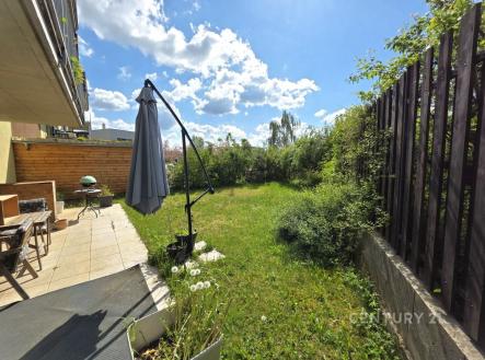 . | Pronájem bytu, 3+kk, 68 m²