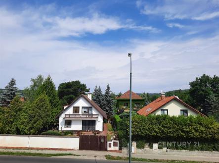 . | Pronájem bytu, 1+1, 67 m²