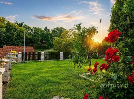 . | Prodej - dům/vila, 315 m²