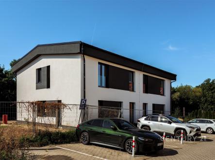 Pohled na dům | Prodej - dům/vila, 157 m²